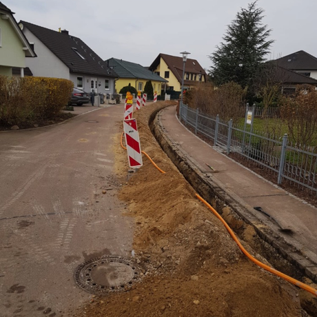 Baggerarbeiten Kabelschacht in Lützen